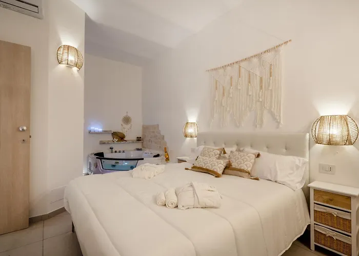Dimora Giulia Luxury And Bed & Breakfast 3*
