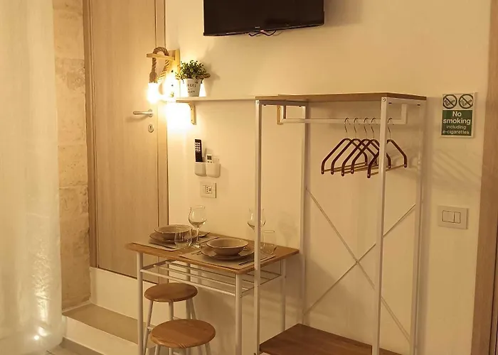 Dimora Giulia Luxury And Bed & Breakfast Castellana Grotte