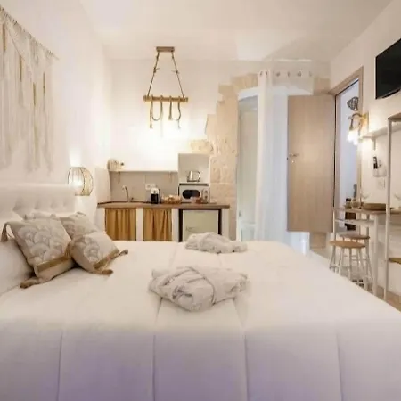 Dimora Giulia Luxury And Nocleg ze śniadaniem 3*